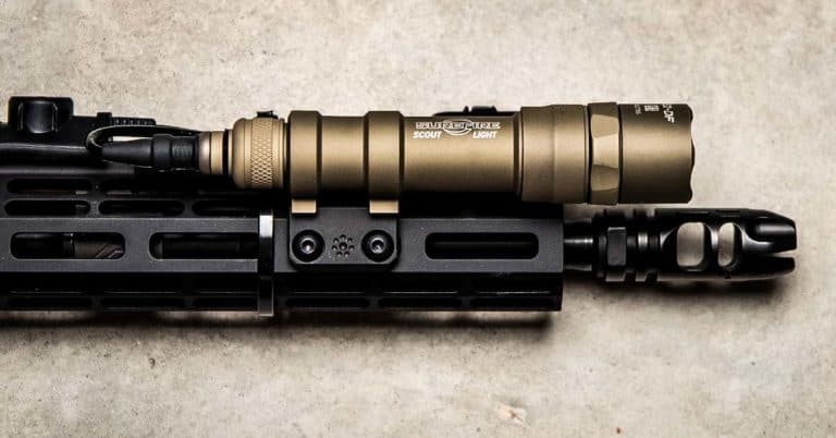 9 Best AR-15 Flashlights (Complete List)